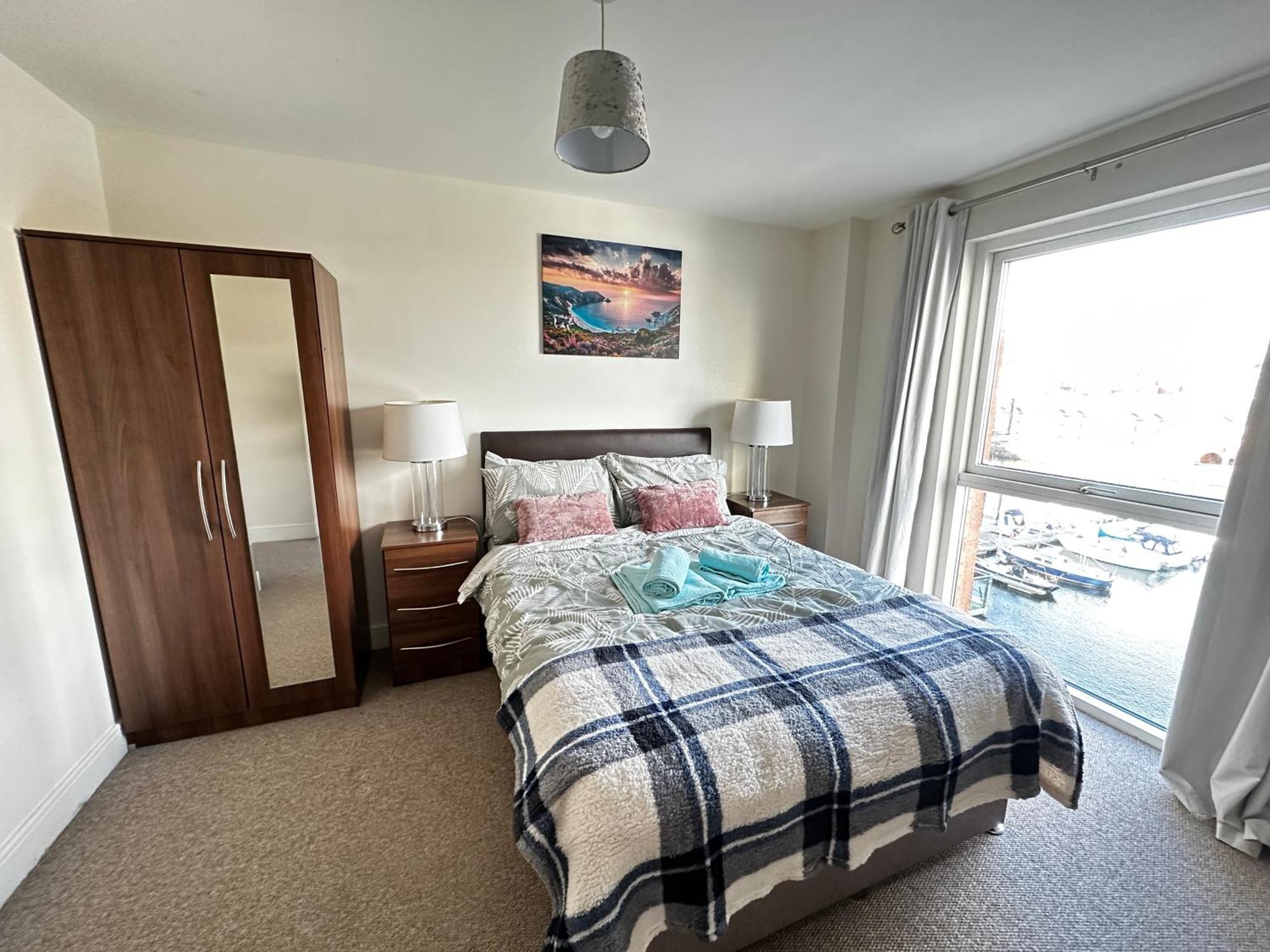 Coastline Apt Nearby The Beach Swansea Bagian luar foto