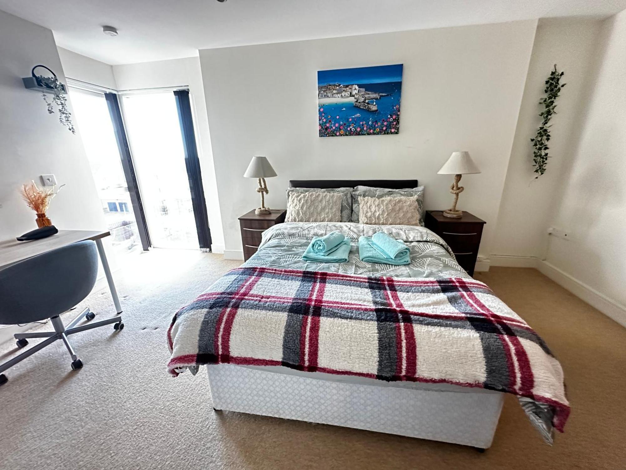 Coastline Apt Nearby The Beach Swansea Bagian luar foto