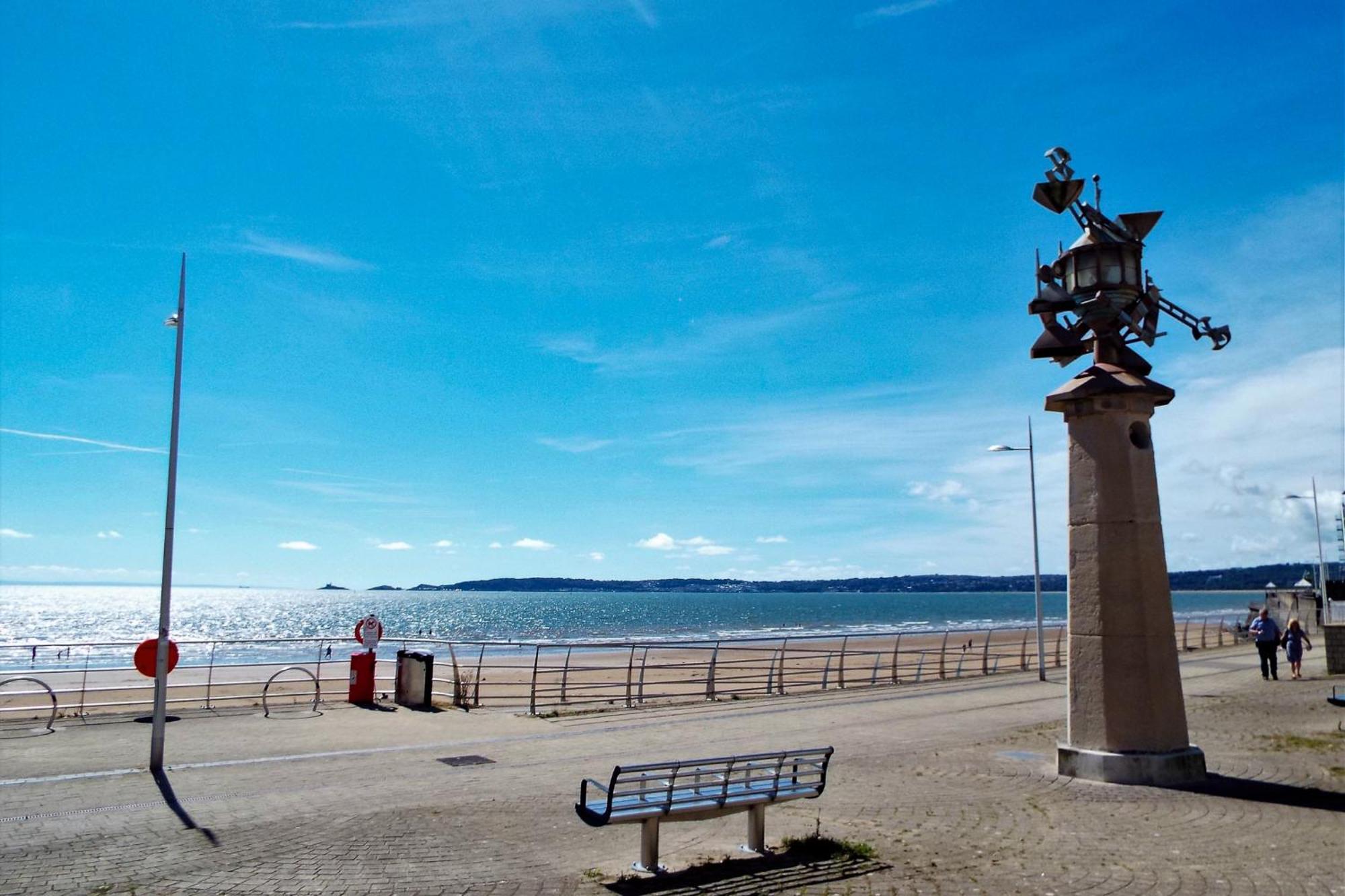 Coastline Apt Nearby The Beach Swansea Bagian luar foto
