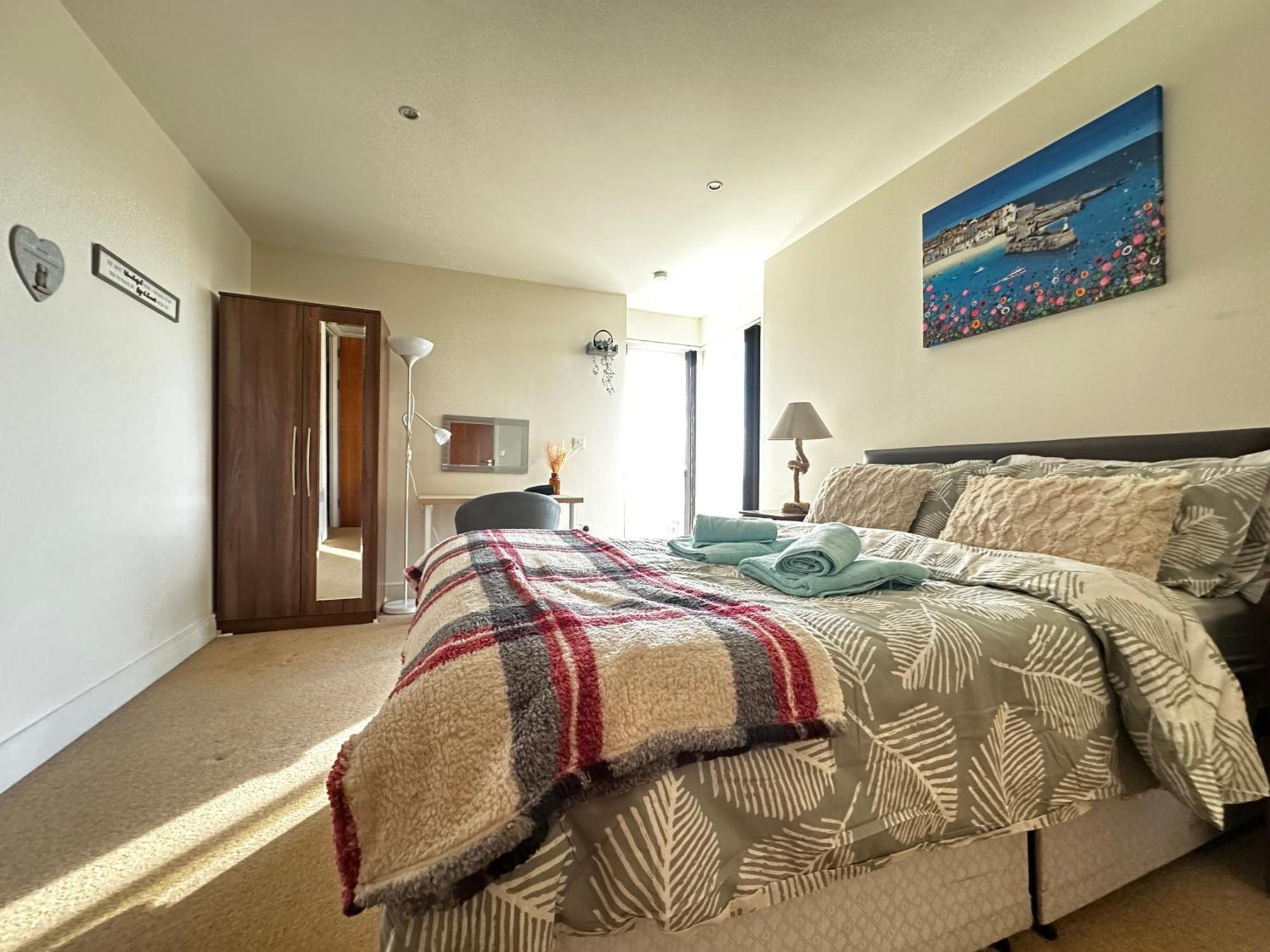 Coastline Apt Nearby The Beach Swansea Bagian luar foto